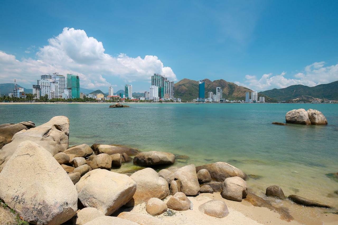 จีไอเอส โฮเทล ญาจาง Hotel ภายนอก รูปภาพ