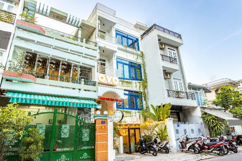จีไอเอส โฮเทล ญาจาง Hotel ภายนอก รูปภาพ
